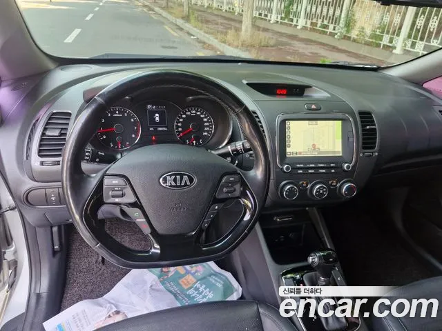 Kia K3 2018 thumb 10