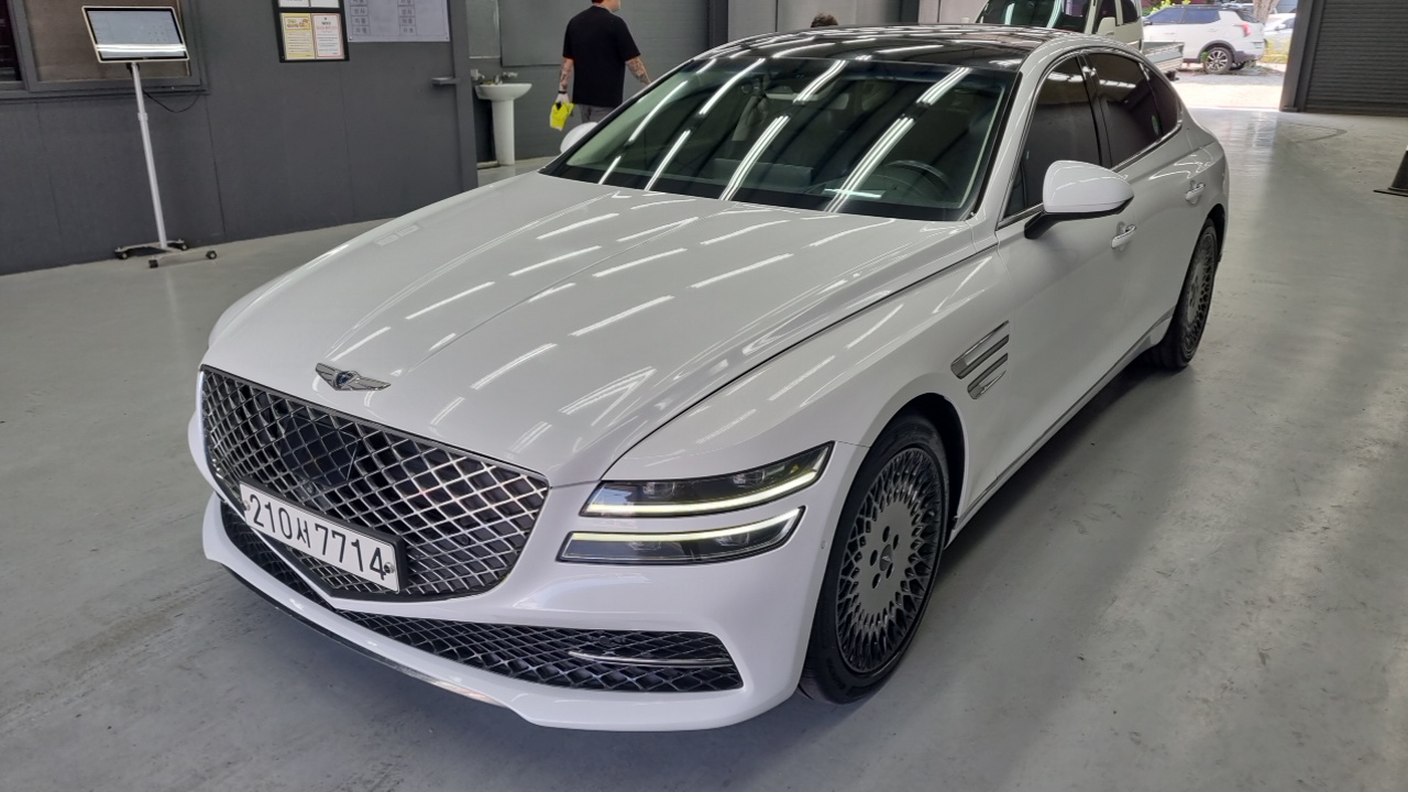 Genesis G80 2021 thumb 3