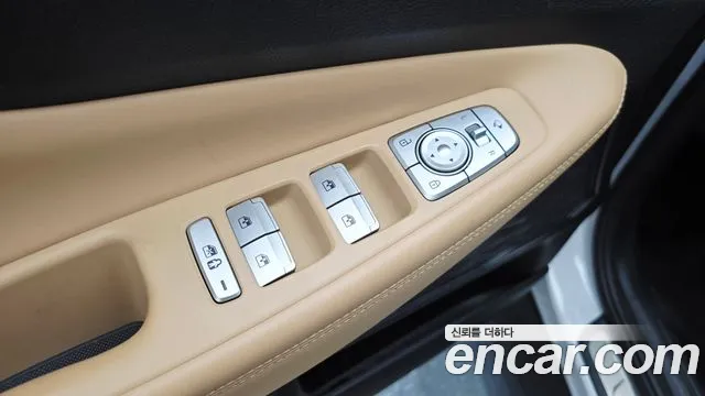 Hyundai Santa Fe 2020 thumb 10