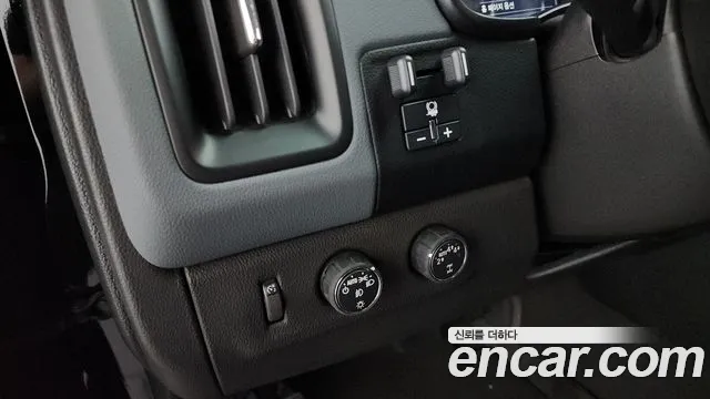 Chevrolet Colorado 2021 thumb 9
