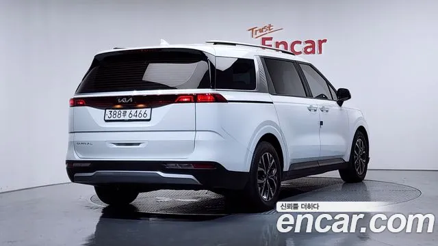 Kia Carnival 2022 thumb 8