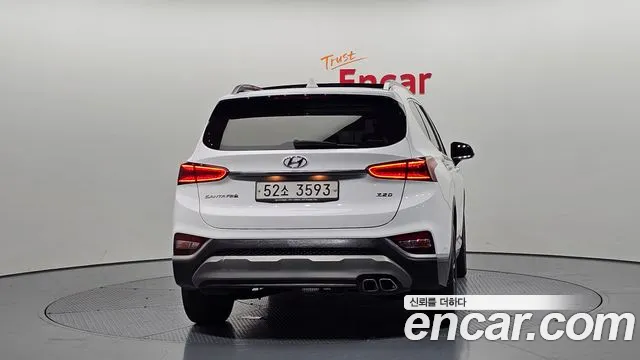 Hyundai Santa Fe 2019 thumb 11