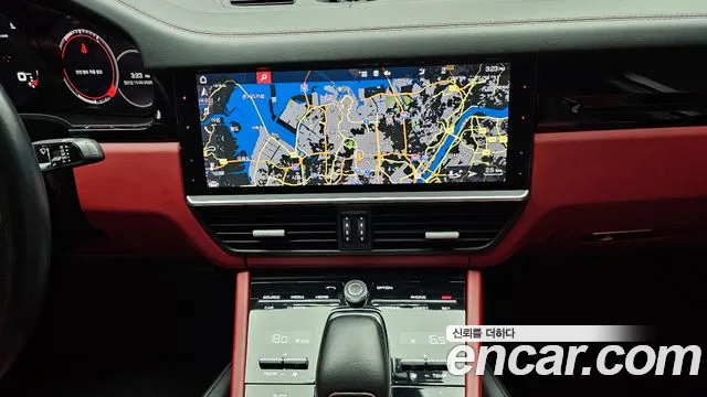 Porsche Cayenne 2020 thumb 9