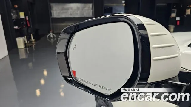 KGM Rexton 2019 thumb 5
