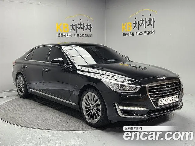 Genesis G90 2016 thumb 10