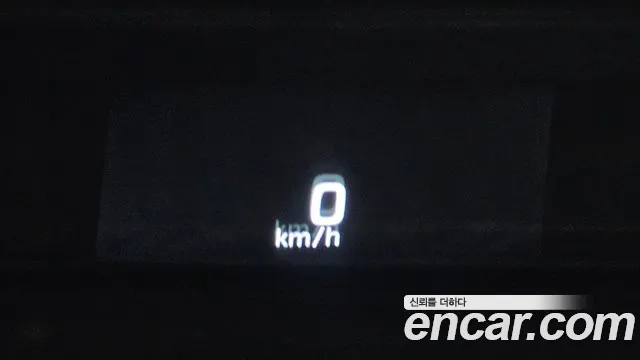 Hyundai Aslan 2015 thumb 2