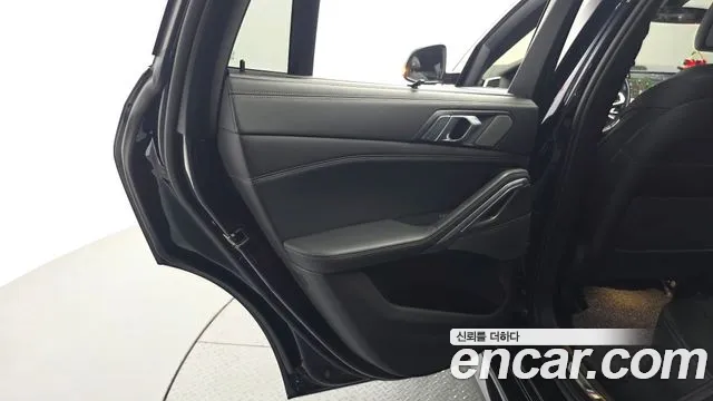 BMW X6 2023 thumb 10