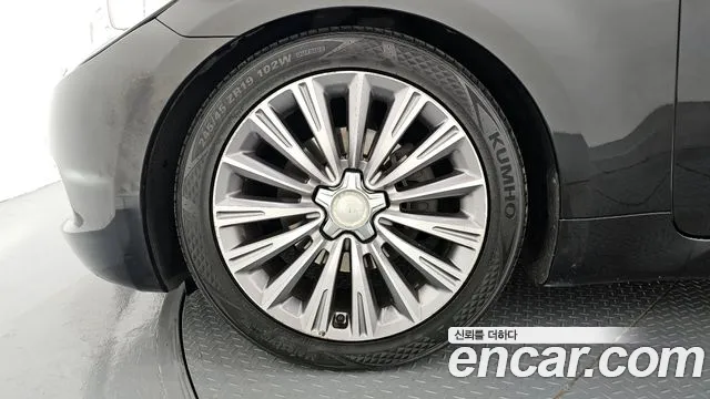 Kia K9 2015 thumb 11