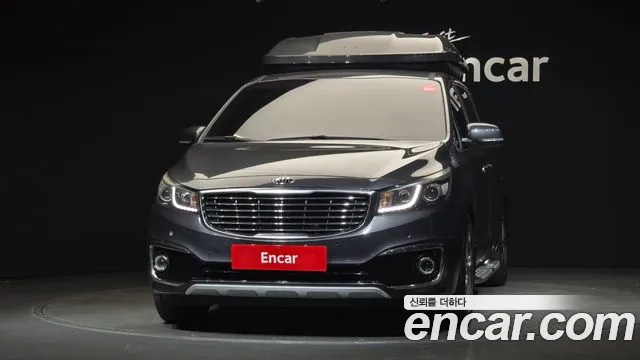 Kia Carnival 2015 thumb 2