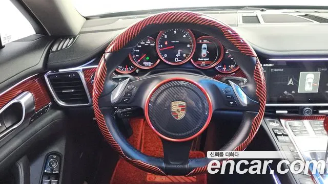 Porsche Panamera 2013 thumb 6
