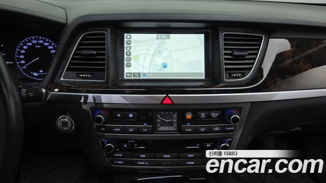 Hyundai Genesis 2015 thumb 2
