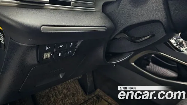 Hyundai Grandeur 2020 thumb 2