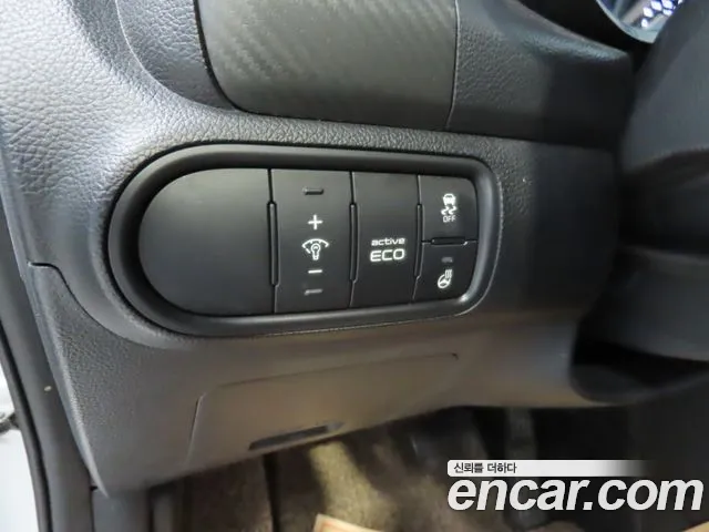 Kia K3 2015 thumb 9