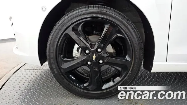 Chevrolet Spark 2021 thumb 3