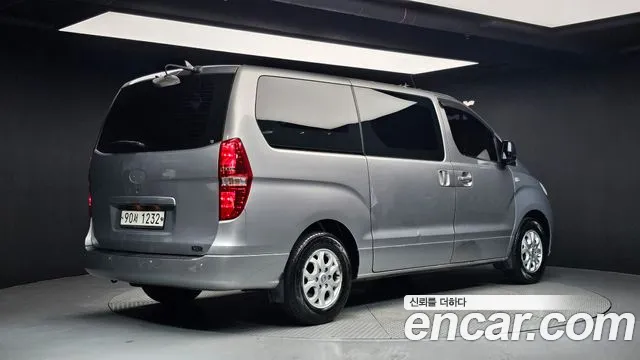 Hyundai Staria 2013 thumb 5