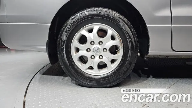 Hyundai Staria 2013 thumb 12