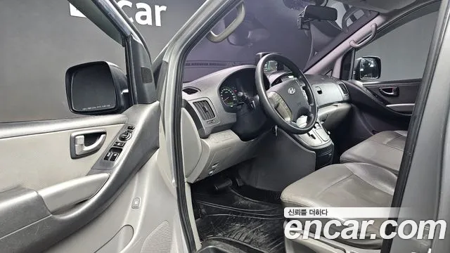 Hyundai Staria 2013 thumb 3