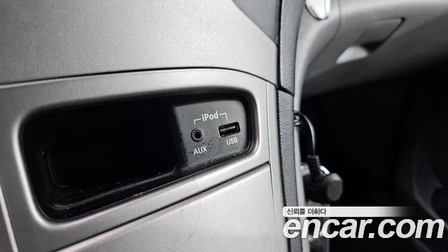 Hyundai Staria 2013 thumb 11