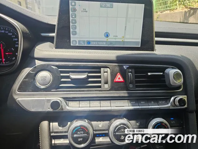 Genesis G70 2018 thumb 12
