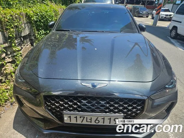 Genesis G70 2018 thumb 10