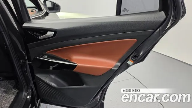Volkswagen ID.4 2022 thumb 2
