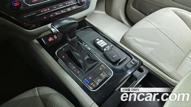 Kia Carnival 2018 thumb 6