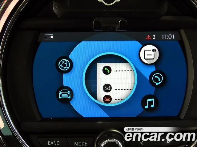 Mini Countryman 2018 thumb 8