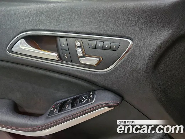Mercedes-Benz A-Класс 2018 thumb 4