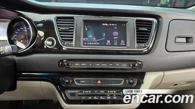 Kia Carnival 2018 thumb 7