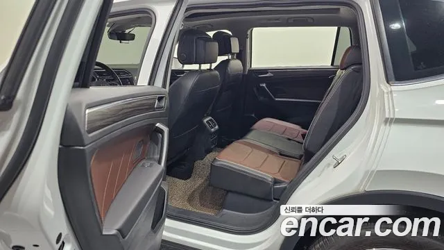 Volkswagen Tiguan Allspace 2022 thumb 2