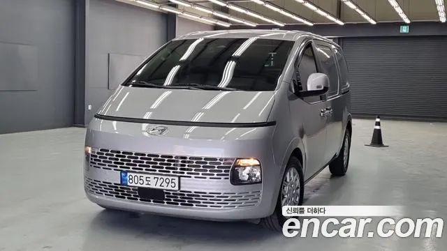 Hyundai Staria 2022 thumb 6