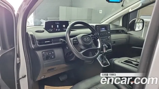 Hyundai Staria 2022 thumb 11