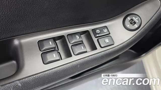 Kia Morning 2013 thumb 10