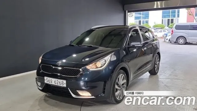 Kia Niro 2017 thumb 10