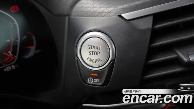 BMW X4 2021 thumb 6