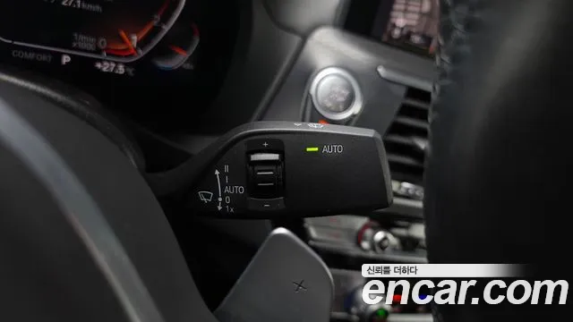 BMW X4 2021 thumb 12
