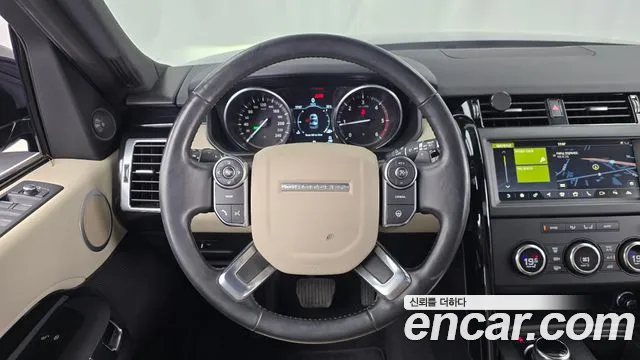 Land Rover Discovery 2018 thumb 5