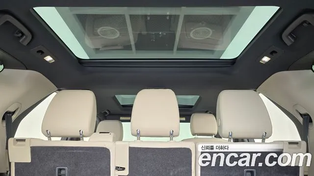 Land Rover Discovery 2018 thumb 3