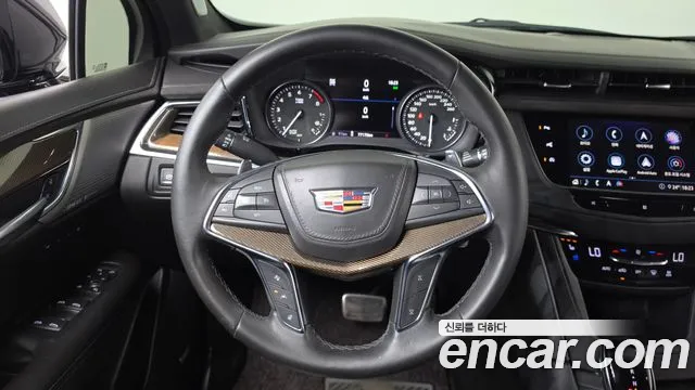Cadillac XT5 2020 thumb 2
