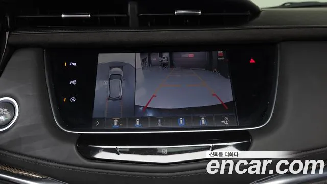 Cadillac XT5 2020 thumb 12