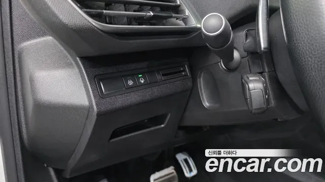 Peugeot 5008 2022 thumb 9