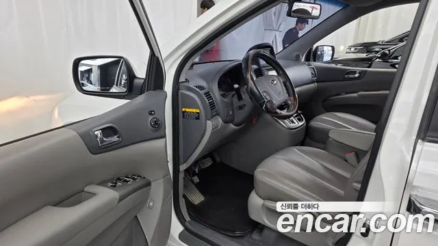 Kia Canival 2014 thumb 8