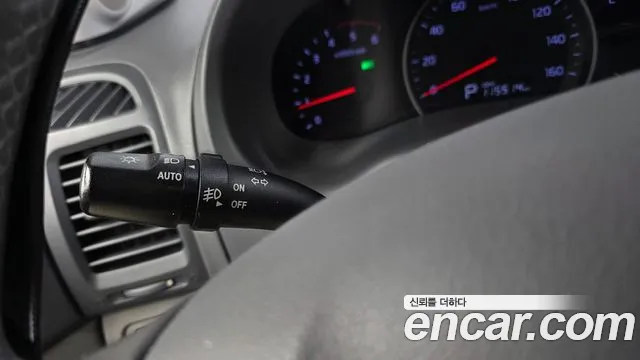 Kia Canival 2014 thumb 5