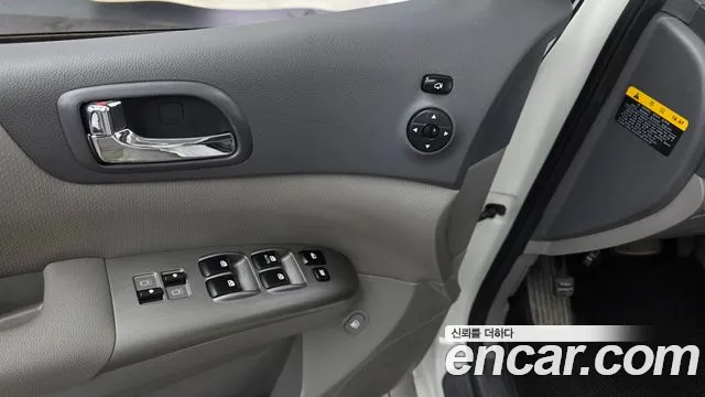 Kia Canival 2014 thumb 6