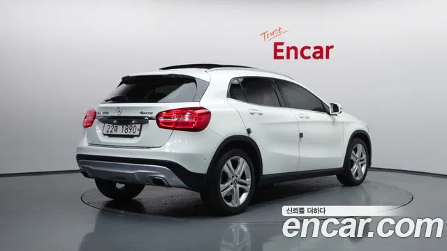 Mercedes-Benz A-Класс 2014 thumb 3