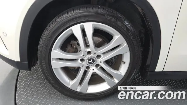 Mercedes-Benz A-Класс 2014 thumb 6