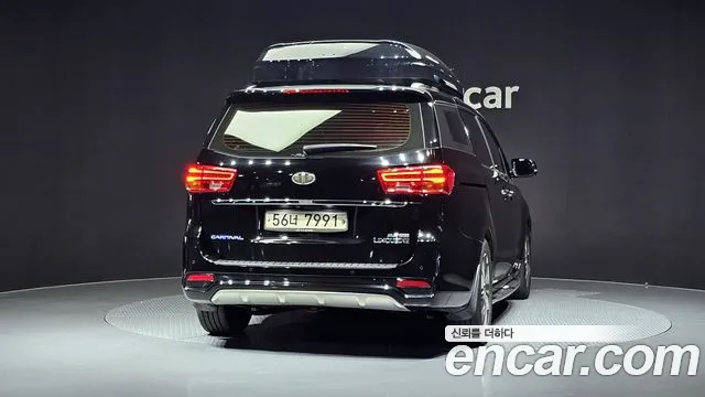 Kia Carnival 2018 thumb 4