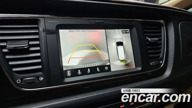 Kia Carnival 2018 thumb 5
