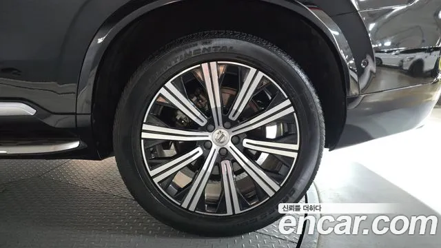 Volvo XC90 2020 thumb 9