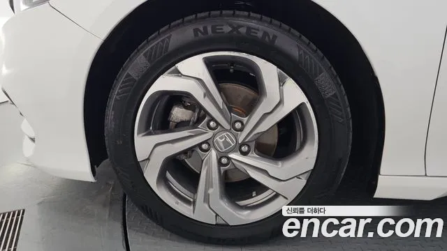 Honda Accord 2019 thumb 8